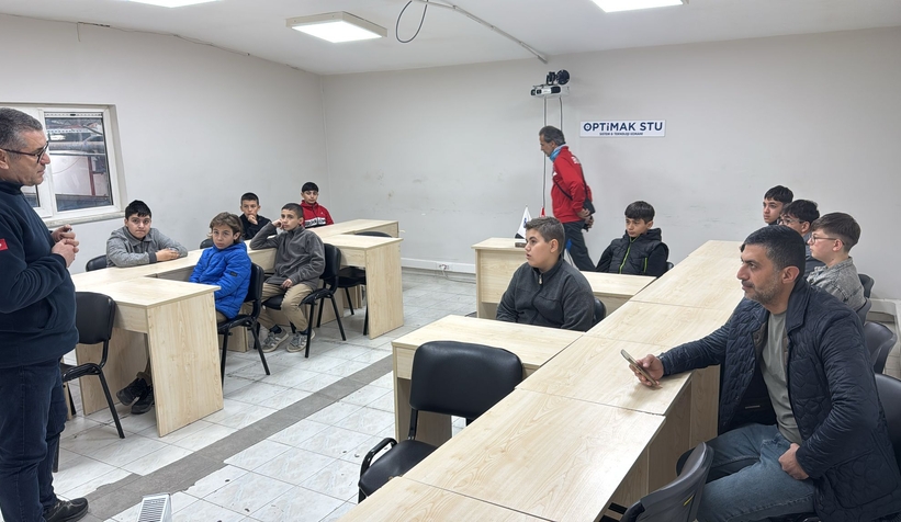 gelecegin-profesyonelleri-bugunden-sanayiyle-tanisti-osel-projesinin-mart-ziyaretleri-sona-erdizmfea0vevs