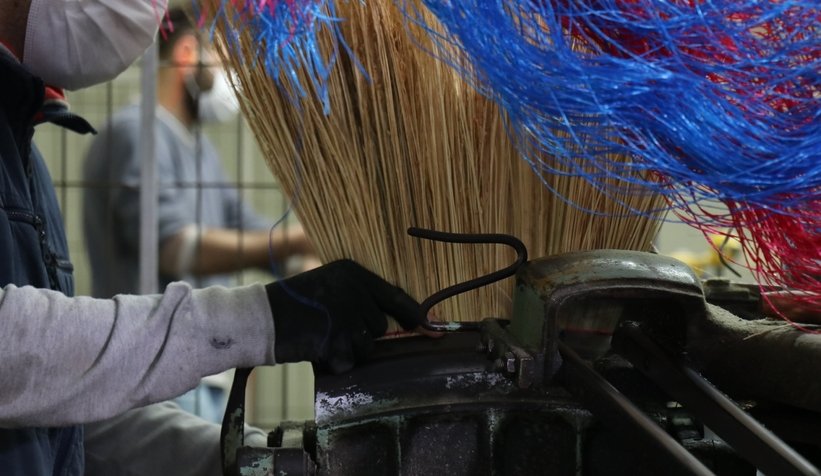 Gelişen teknolojiye direnen meslek, süpürgecilik