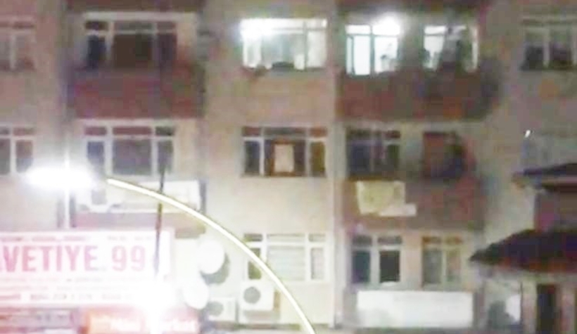 genc-kadin-dorduncu-kattan-boyle-atladidkhyumr4au