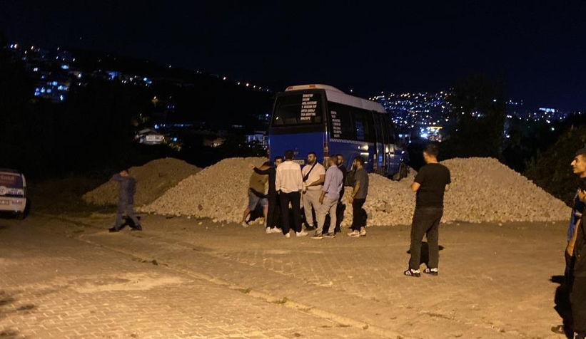 genc-kiza-taciz-ettigi-iddia-edilen-minibus-soforu-darp-edildi-bxvcafezcm