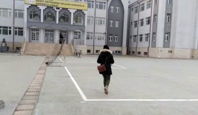 Genç kızı KPSS'ye polis yetiştirdi