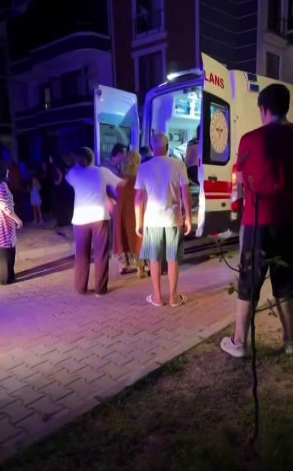 Genç kızların eğlencesi faciayla bitiyordu; Hastanelik oldular