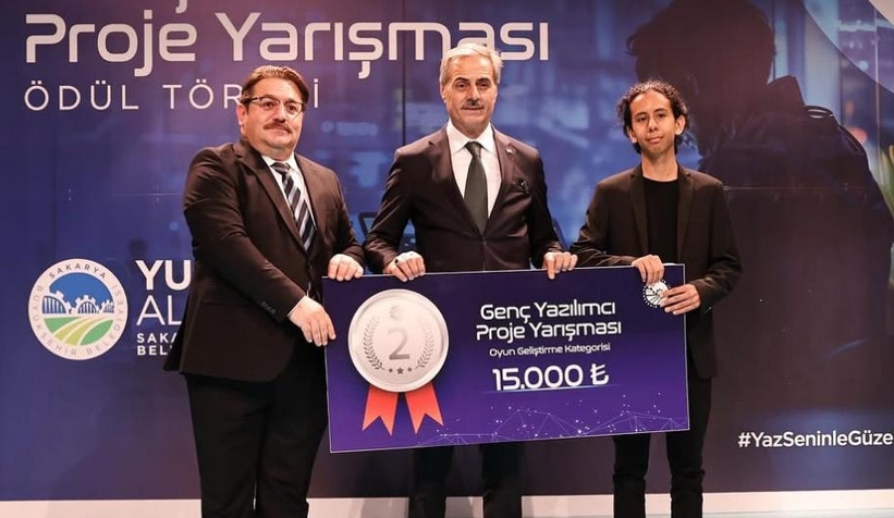 genc-yazilimcilar-odullerini-aldicnl3uetpwk