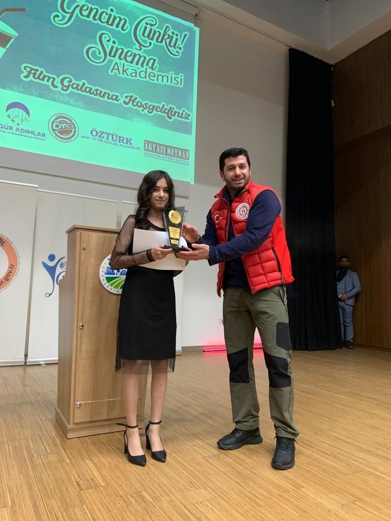 Gencim Çünkü Film Akademisi galası yapıldı