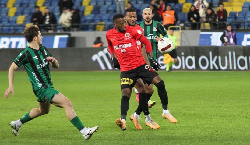 genclerbirligi-3-sakaryaspor-1zxvnbkhtb2