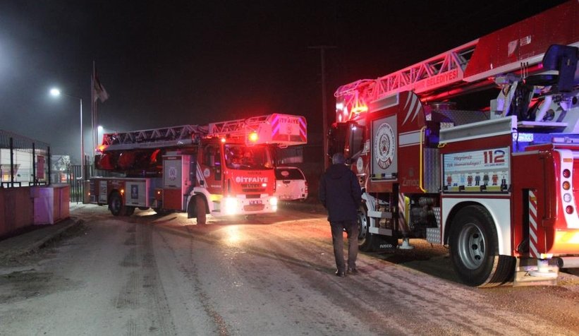 Geri dönüşüm fabrikasında yangın