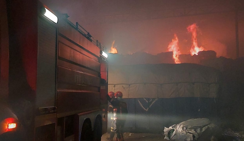 Geri dönüşüm tesisinde yangın