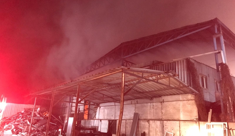 Geri dönüşüm tesisinde yangın