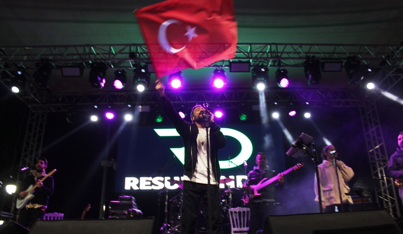 Geyve'de Resul Dindar ve Manuş Baba rüzgarı