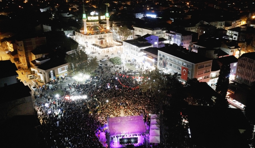 Geyve'de Resul Dindar ve Manuş Baba rüzgarı