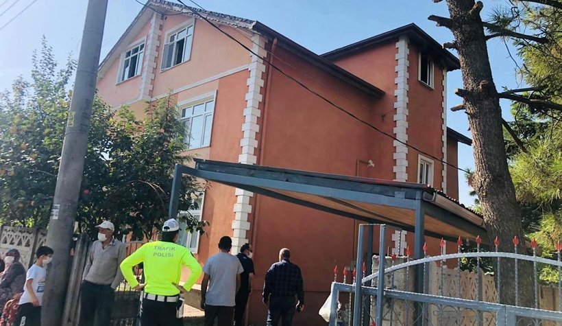 Geyve'de yangın faciası 2 kardeş öldü