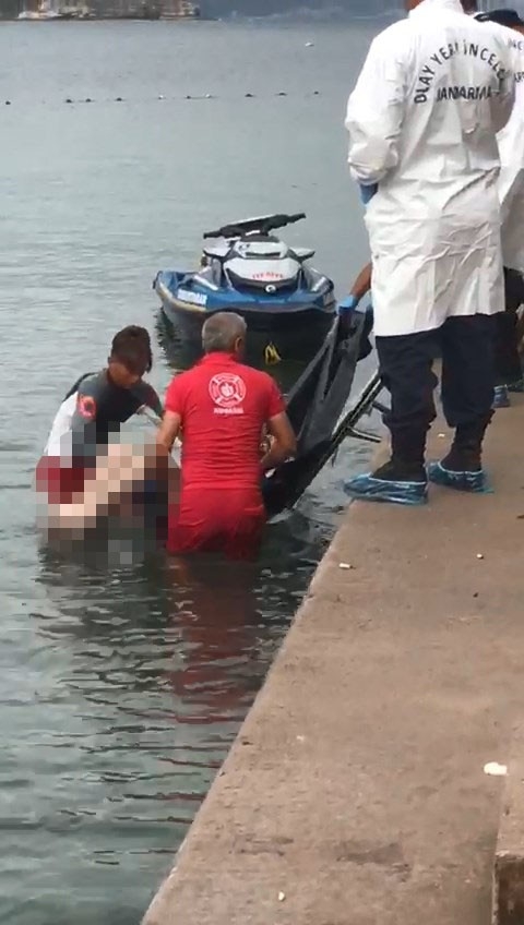 Girdiği denizden cansız bedeni çıkarıldı
