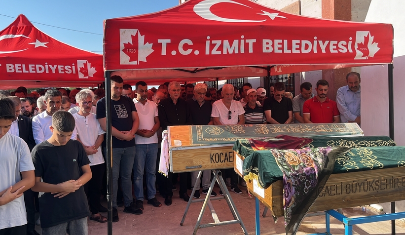 golde-bogulan-iki-kardes-ve-babaanneleri-topraga-verildiu1rgvgtpsm