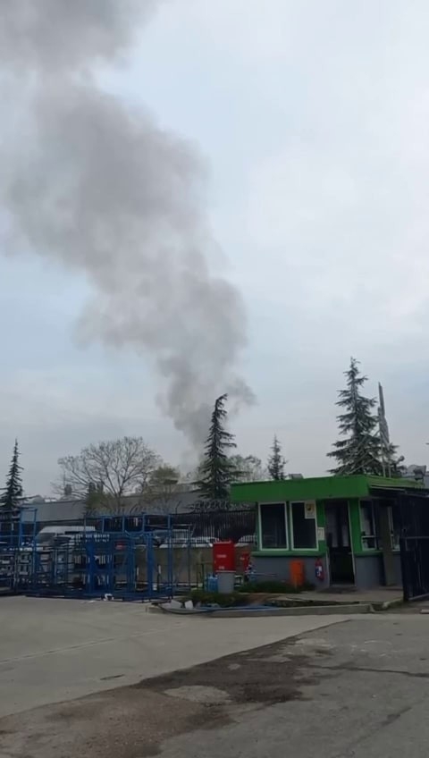 goodyear-fabrikasi-nda-yangin-alarmiszvpve1met