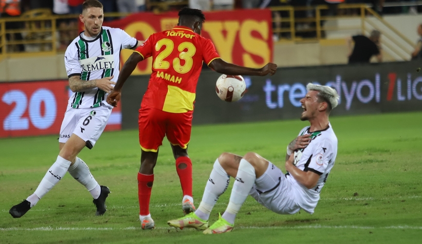 Göztepe: 0 - Sakaryaspor: 1