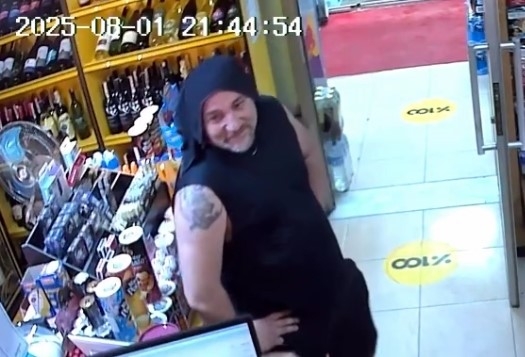 Gülerek sohbet ediyordu; Ölüm anı kamerada