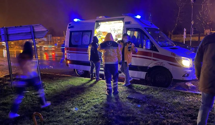 Güneşler çevre yolunda zincirleme kaza: 12 yaralı