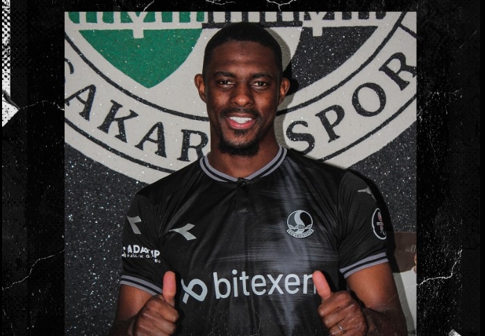 hadi-sacko-ile-15-yillik-sozlesme-imzalandiyxvmzurjdu
