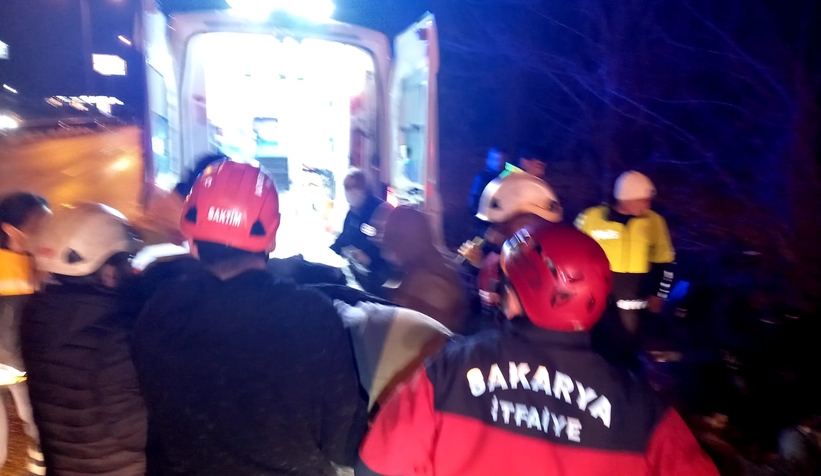 Hafif ticari araç şarampole uçtu