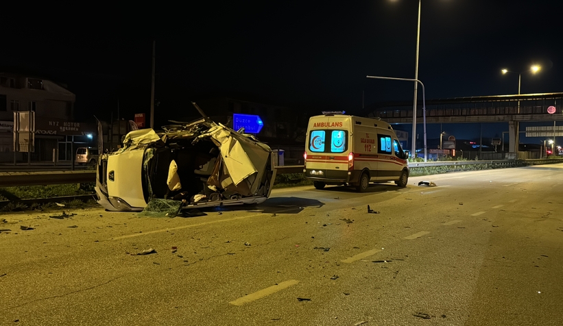 hafif-ticari-arac-tira-carpti-1-olu-1-yaralid0rpywcxov
