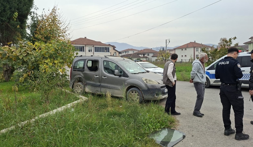 hafif-ticari-ile-otomobil-carpisti-1-yaraliwmpuou8wyw