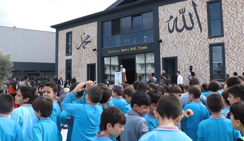 Hafızlık Proje Okulu ve Uygulama Camii açıldı
