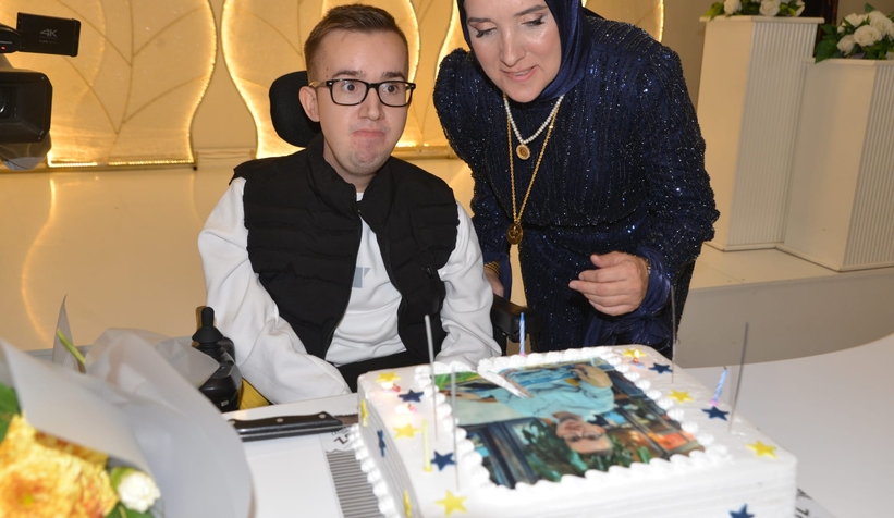 halilcana-duygu-yuklu-dogum-gunuqmpic1evs2