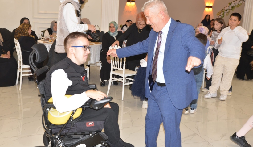 halilcana-duygu-yuklu-dogum-gunuqmpic1evs2