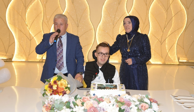 halilcana-duygu-yuklu-dogum-gunuqmpic1evs2