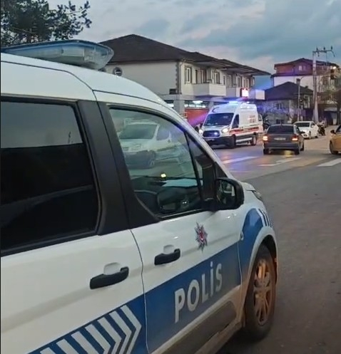 Akyazı’da korku dolu anlar: Hamile kadın kurtarıldı