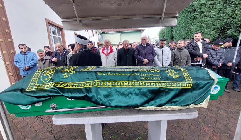 hasan-tahsin-bayraktar-topraga-verildiu1riodqvut