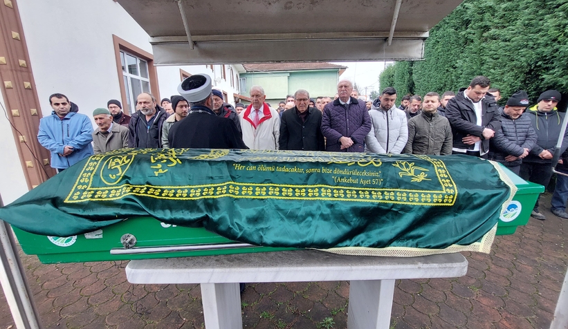 hasan-tahsin-bayraktar-topraga-verildiu1riodqvut