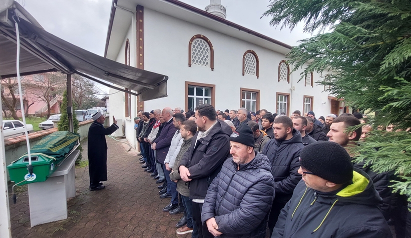 hasan-tahsin-bayraktar-topraga-verildiu1riodqvut