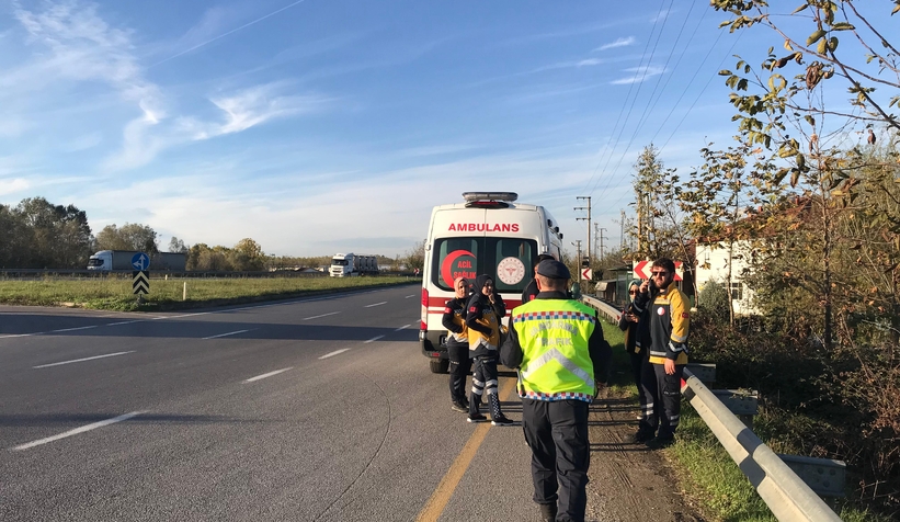 Hasta taşıyan ambulans kaz ayaptı