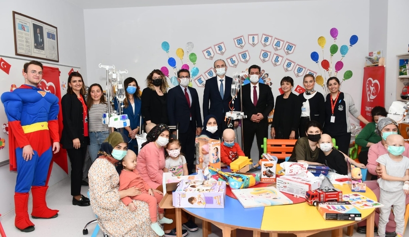 Hastane Sınıfında 23 Nisan Kutlaması