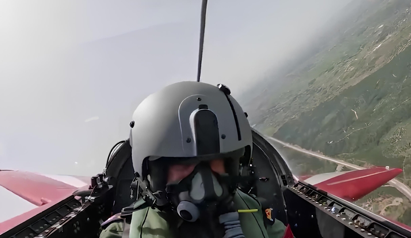 hava-kuvvetleri-komutani-orgeneral-kadioglu-hurjet-ile-uctut3jiawzreh