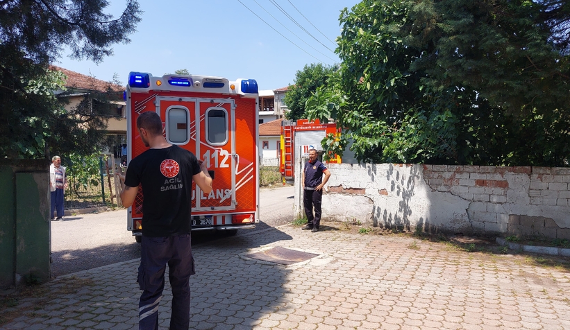 hayata-dondurmek-icin-uzun-sure-kalp-masaji-yaptilaraddfsxzad2