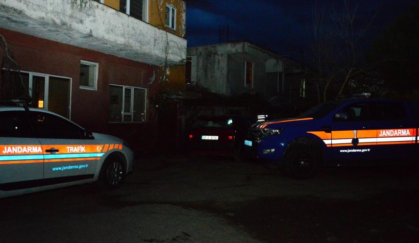 hayvanlari-koruma-dernegine-horoz-dovusu-baskiniz1bzeehsal