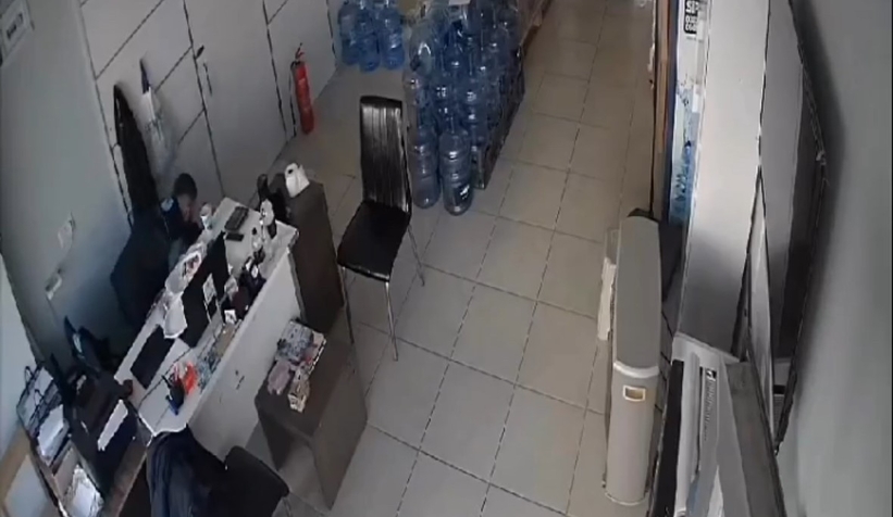 Heimlich manevrası ile hayatını böyle kurtardı