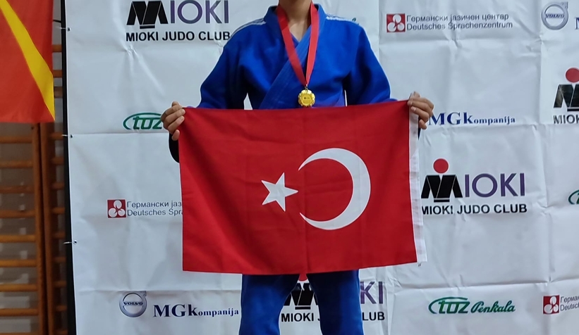 helal-olsun-gencler-karapurcekli-sporcular-makedonya-da-gururumuz-oldubfg1cznrzz