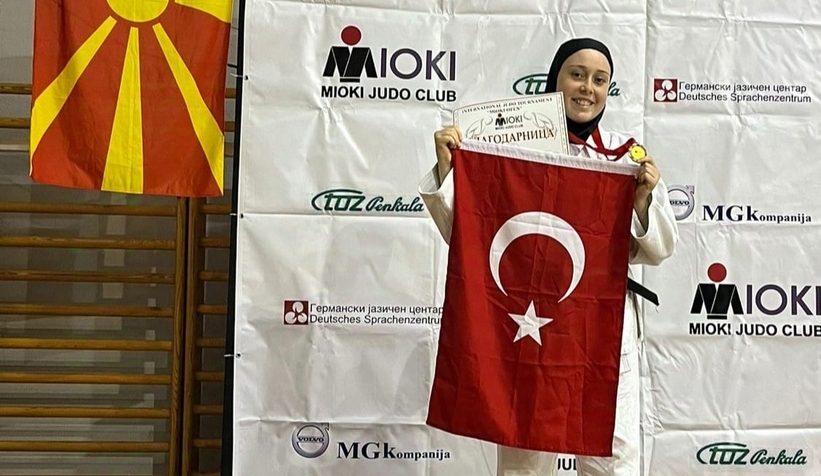 helal-olsun-gencler-karapurcekli-sporcular-makedonya-da-gururumuz-oldubfg1cznrzz