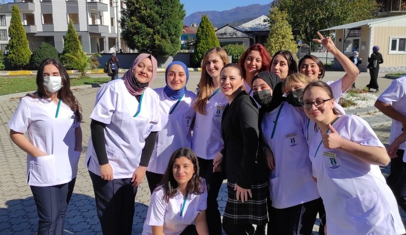 Hemşirelik bölümü öğrencilerinin forma heyecanı