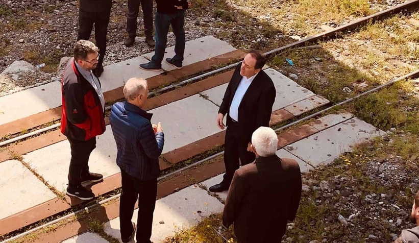 Hemzemin geçidin açılması için Ankara'dan heyet geldi