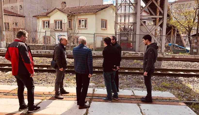 Hemzemin geçidin açılması için Ankara'dan heyet geldi