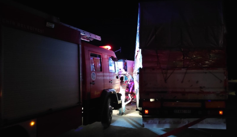 hendek-te-ambulansin-karistigi-buyuk-kazatu42y1jmsw
