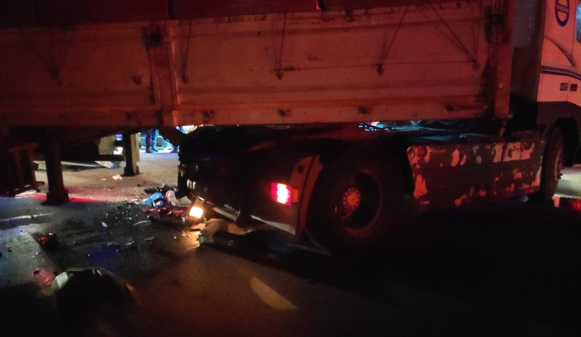 hendek-te-ambulansin-karistigi-buyuk-kazatu42y1jmsw