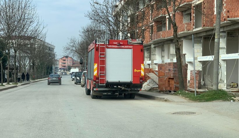 Hendek'te inşaatta feci ölüm