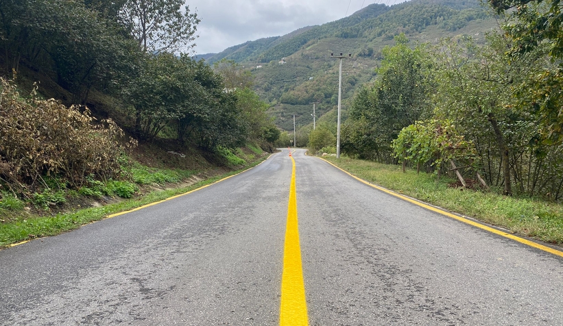 Hendek’te yol çizgi çalışması ile yollar daha güvenli