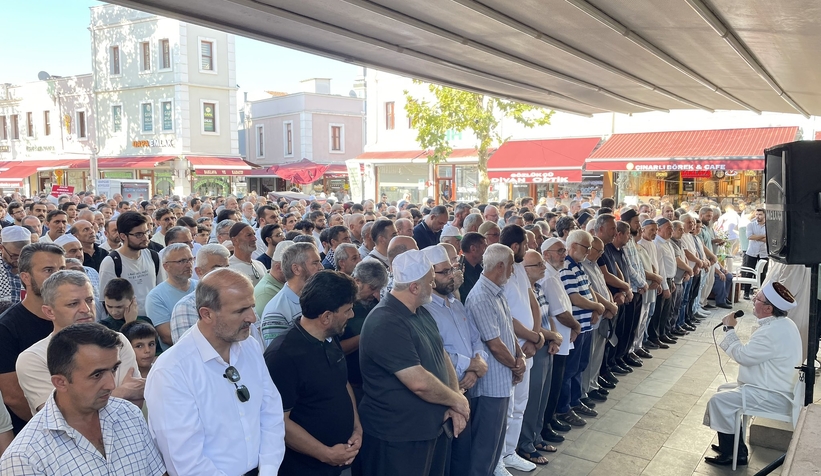 heniyye-ye-icin-dua-edildiqwvhmjg2vu