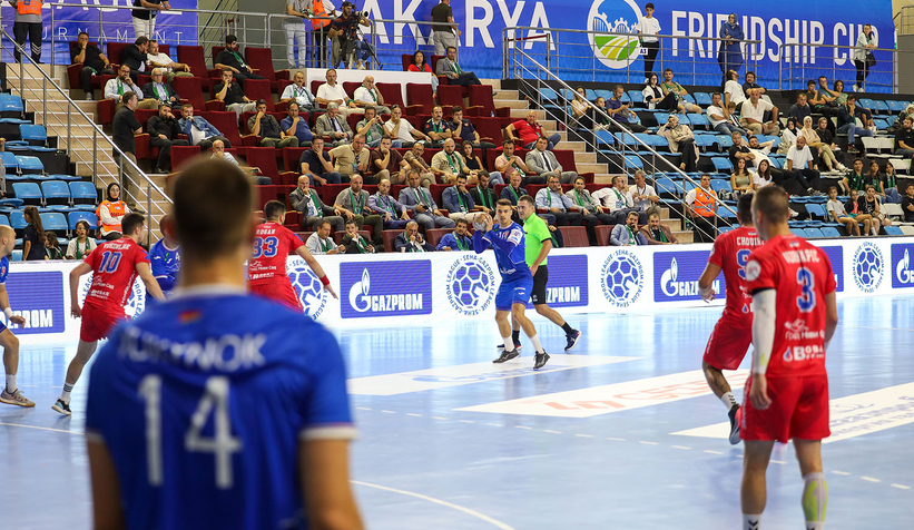 Hentbolun en iyi takımlarının katıldığı turnuva başladı